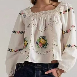 Blusa Juvenil de Mujer Estilo Pastoral Francés con Cuello Cuadrado, Bordado Intenso y Mangas Abullonadas Sueltas - Product Image 1