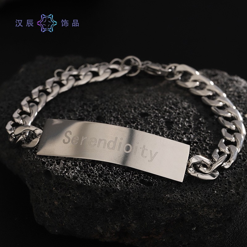 5 Bracelet lettre bleue