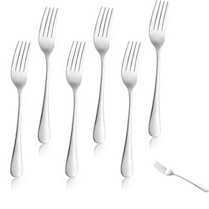 Set di 6 Forchette da Cena in Metallo <span class=keywords><strong>Argento</strong></span>, 8 Pollici, Acciaio Inossidabile con Finitura a Specchio, Lavabili in Lavastoviglie, per Uso Domestico e Ristorante - Product Image 3