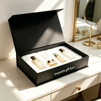 Boîte cadeau magnétique personnalisée en gros avec insert en mousse, boîte rigide en carton en forme de livre pour emballage cadeau de luxe OEM