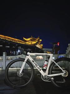 <span class=keywords><strong>SAVA</strong></span> vélo de route en Fiber de carbone Di2-R7170 24 vitesses groupe de changement de vitesse électronique frein à disque vélo de course pour adultes - Product Image 5