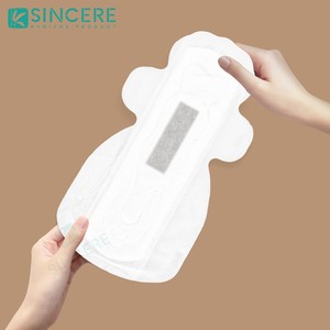 <span class=keywords><strong>Toallas</strong></span> Sanitarias de Bambú Orgánico al por Mayor para Mujer, Cómodas, Transpirables, con Alas, Protectores Femeninos con Protección Anti-Fugas y Súper Absorbencia - Product Image 3