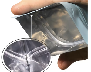 Kantong plastik aluminium Foil plastik dapat digunakan kembali jumlah kecil dengan tas ritsleting kecil segel panas dan fitur dapat ditutup ulang - Product Image 4