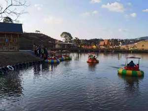 Jeux aquatiques de défi : Bateaux tamponneurs électriques pour adultes et enfants, Voitures tamponneuses - Product Image 4
