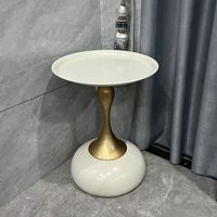 Table Basse Mobile Ronde en Métal Rétro Simple, Style Nordique, Portable, Luxe Moderne pour Salon et Chevet de Chambre