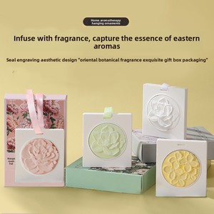 Ambientador de yeso sólido con aroma a crema de rosas para dormitorio, colgante para coche, decoración floral, lámina de yeso perfumada para aire fresco - Product Image 3