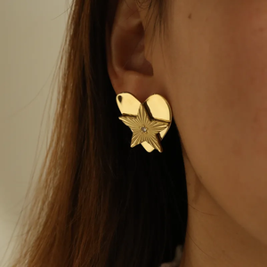 Pendientes Elegantes de Acero Inoxidable 304 Chapados en Oro de 18K con Forma de Estrella y Corazón, Estilo Vintage, para Mujer, Diseñados para Uso Diario - Product Image 6