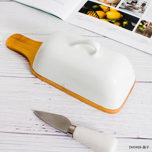 Creativo Plato de Mantequilla de Cerámica con Base de Madera, Rectangular Blanco con Tapa Abatible para Uso en Hoteles y Fiestas - Product Image 2