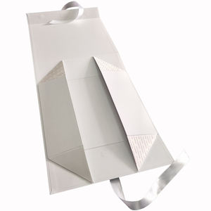 الملابس الفاخرة طوي كرتون هدية مربع مع الشريط إغلاق العناية بالبشرة علبة هدايا مغناطيسية التعبئة والتغليف الأبيض لحقيبة يد الشعر - Product Image 6