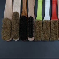 Brosse de nettoyage en bois massif de hêtre avec poils de sanglier pour l'escalade et l'extérieur 25x3cm