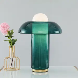 İskandinav Modern yaratıcı yeşil masa lambası LED masa aydınlatma dekoratif ev oturma odası için