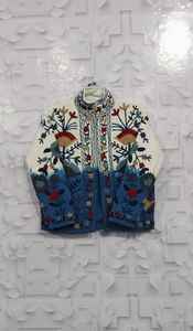 Chaqueta suzani tie dye con bordado Suzani, chaqueta larga para mujer, estilo bohemio, gitano, crewel, ideal para primavera, festivales, regalo especial. - Product Image 5