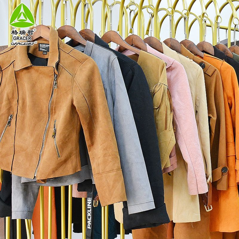 Wholesale Ladies Used Clothes High-Quality Bales for 2021