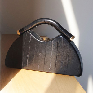 Sacs <span class=keywords><strong>de</strong></span> soirée <span class=keywords><strong>Euro</strong></span> Half Moon Box pour femmes, sacs à main <span class=keywords><strong>de</strong></span> luxe <span class=keywords><strong>de</strong></span> créateur, pochettes 2026, nouveauté <span class=keywords><strong>en</strong></span> PU avec poignée <span class=keywords><strong>en</strong></span> arc texturée - Product Image 5