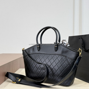 Sacs à main fourre-tout noirs élégants et spacieux pour femmes – Nouveauté légère et tendance pour le quotidien – Sac de luxe pour femmes – Vente en gros - Product Image 3