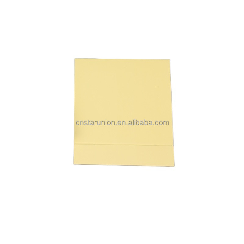 Boîte extérieure jaune