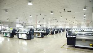 Machine à tricoter plate informatisée à gros points de 2,5 G, nouveau modèle avec la marque Arrow Star - Product Image 6