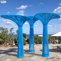 Escultura de Gran Tamaño en Acero Inoxidable para Árbol, Acabado Espejo, para Jardín, Patio, Paisaje con Vista a la Montaña