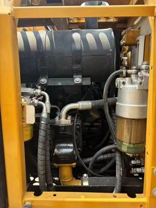 ฮุนไดมือสองเครื่องขุดตีนตะขาบมือสองพร้อมมอเตอร์ปั๊มน้ำหนัก7Ton - Product Image 6