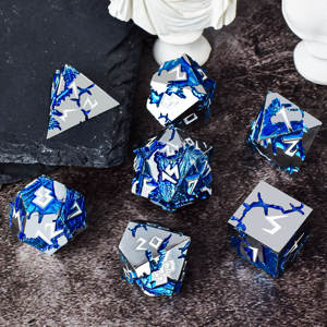 ホワイトナンバー付きシルバードラゴン要素メタルダイスセット7個 | ダンジョン & ドラゴンズ用カスタム刻印RPGダイス - Product Image 5
