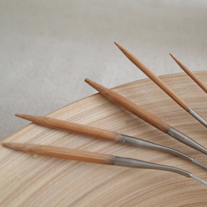 Aiguille à tricoter circulaire en bambou carbonisé de 40 cm <span class=keywords><strong>pour</strong></span> chaussettes et <span class=keywords><strong>manches</strong></span>, avec fil d'acier - Product Image 3