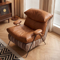 Fauteuil de détente simple en tissu avec structure en bois courbée, moderne, durable et écologique, pour salon, chambre et bureau à domicile