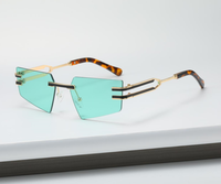 Le dernier nouveau design rétro vintage publie des classiques célèbres lunettes de soleil unisexes pour hommes, type à bas prix, vente en gros de mode