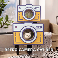 Griffoir pour chat classique rétro en forme d'appareil photo, en carton ondulé, avec trou pour la caméra, lit et maisonnette cachette, sans désordre