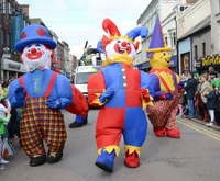 Costume de Clown gonflable drôle de fête de marche pour le défilé de noël