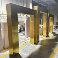 Arche de toile de fond carrée dorée de luxe en PVC en forme de porte pour décoration de mariage, réception et événements