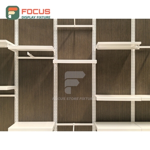 Estantería de Exhibición de Vidrio Templado para Tiendas Minoristas, Directo de Fábrica, Ideal para Contratistas y Franquicias de Tiendas de Ropa - Product Image 3