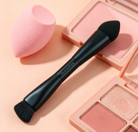 Pinceau de Maquillage Professionnel de Luxe Végétalien 4-en-1 Personnalisé de Haute Qualité pour le Mélange des Teintes, Outil Unique, Marque Privée, Noir, Vente en Gros