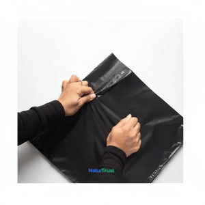 Bolsas de mensajería con cremallera PLA de calidad superior respetuosas con el medio ambiente, impresión en huecograbado, compostable biodegradable para uso en comercio electrónico disponible a granel - Product Image 1