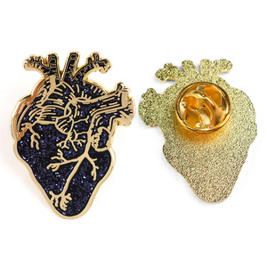 Estetoscopio de línea cardíaca para el <span class=keywords><strong>estómago</strong></span>, broche personalizado de médico y enfermera, alfileres de acero esmaltados de aleación de zinc - Product Image 1