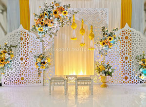 Panel Decorativo Mehlab Cortado con Láser para Grandes Eventos, Diseño Moderno y Elegante, Tamaño y Color Personalizados, Decoración Vibrante con Mehandi, Hecho en Irlanda - Product Image 3