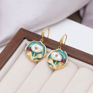 Pendientes de Estilo Pintura al Óleo Medieval para Mujer, Diseño Retro de Alta Gama, con Efecto de Goteo de Aceite, Lujo y Temperamento - Product Image 3