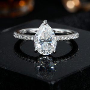 Anillo de Compromiso Elegante y Minimalista de Plata de Ley Chapada en Oro con Moissanita Rosa de 1 Quilate, Corte Brillante VVS1, Engaste de Garras - Product Image 5