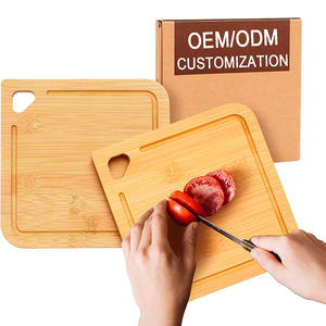 Planche à découper légère en bambou naturel biologique, petite planche à découper en bois avec rainure pour les jus, idéale pour la charcuterie - Product Image 2