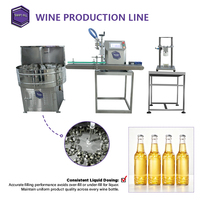 Ligne de machines de capsulage de vin et de boissons sur mesure pour usine, avec moteur pour flacons de gel, convoyeur stable et opération de mise en bouteille continue