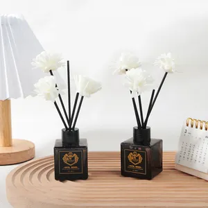 Eigenmarke Geschenk-Lufterfrischer Duft-Aromatherapie-Duft-Reiß-Diffusor Öl-Diffusor-Stifte mit Blume