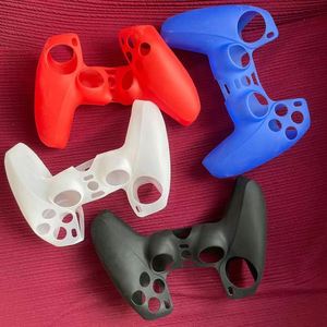 Funda Protectora de Silicona Antideslizante para Control de PS5, Carcasa de Gamepad Suave y Antitranspirante - Product Image 1