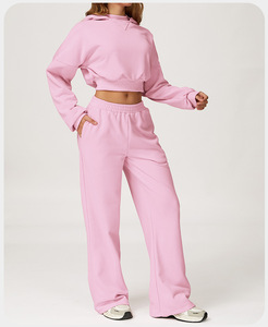 كنزات نسائية رائجة البيع من Yoke مع تصميم عصري برقبة مستديرة جيوب علوي وجانبي للمحصول للشتاء بغطاء رأس لليوجا - Product Image 4