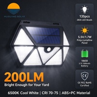 Lampe murale solaire LED 7 faces lumineuses avec 135 LED, détecteur de mouvement PIR, contrôle de la lumière, étanche IP65, certifiée CE FCC RoHS, pour clôture