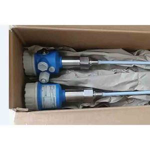 Sensor de Nivel Capacitivo de Acero Inoxidable Endress+Hauser E+H Liquicap FMI51 con Precisión del 0.1% - Product Image 3
