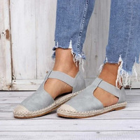 Chaussures de pêcheur pour femmes 2023 nouvelle mode à semelles plates élastique paille tricoté pêcheur sandale sandales pour femmes