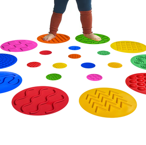 10 grands + 10 petits tapis de jeu en silicone pour exercices sensoriels précoces pour les jeunes, carreaux de sol sensoriels texturés assortis - Product Image 4