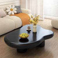 Table basse crémeuse en forme de nuage pour salon, nouvelle table à thé blanche de style français de forme irrégulière pour petites maisons