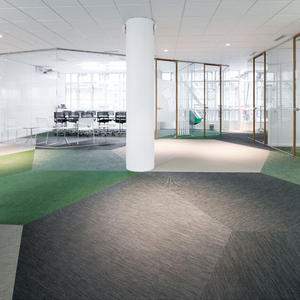 STARUNK <span class=keywords><strong>Bolon</strong></span> Rouleau de revêtement de <span class=keywords><strong>sol</strong></span> en vinyle PVC tissé Imperméable Commercial Intérieur avec colle Revêtement de <span class=keywords><strong>sol</strong></span> en vinyle Carrelage en pvc - Product Image 2