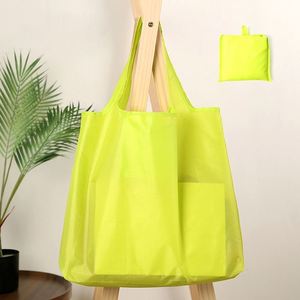 Sac fourre-tout publicitaire pliable extra large en tissu polyester 210T écologique, durable et recyclable - Product Image 2