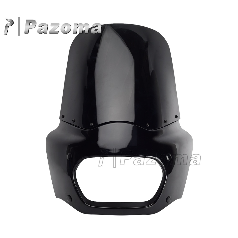 Carénage noir brillant et pare-brise de fumée noire